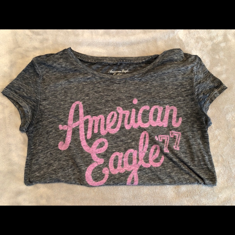 American Eagle graphic tee